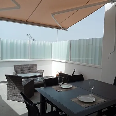 Nunoli Duplex Luxury Ferienhaus