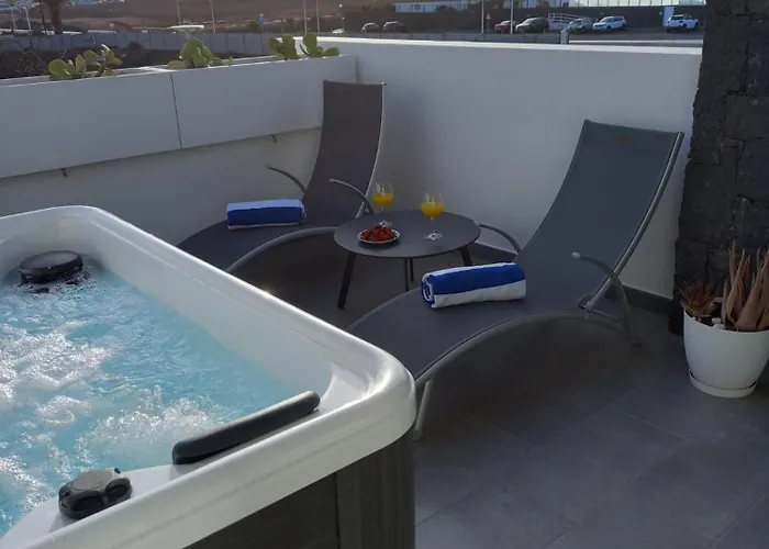 Dom wakacyjny Nunoli Duplex Luxury Playa Blanca (Lanzarote)