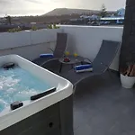 Feriehus Nunoli Duplex Luxury Playa Blanca (Lanzarote)
